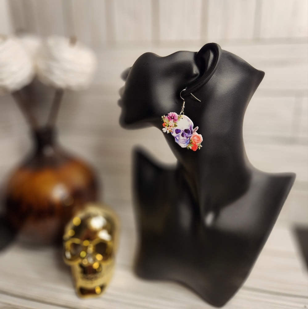 Spooky Skull Novelty Earrings